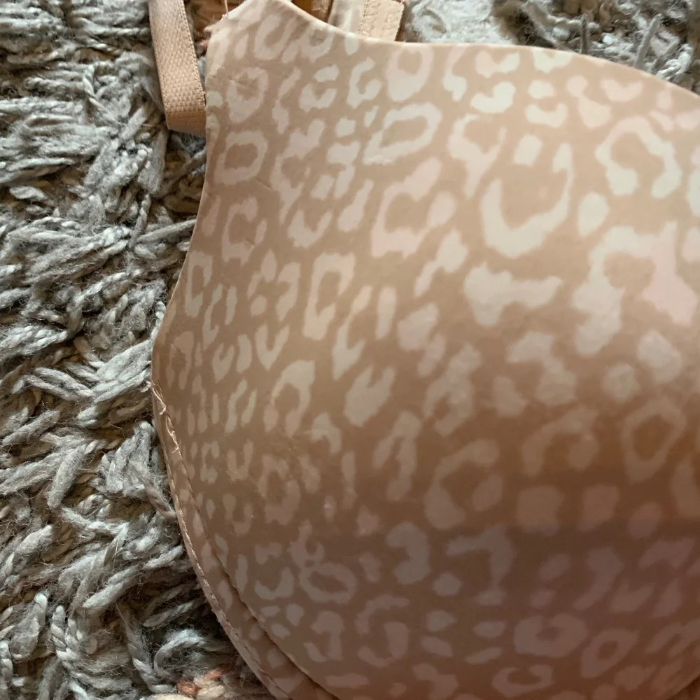Womens bra - Picture 2 of 4